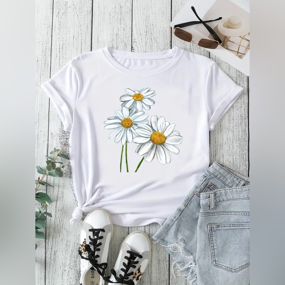Floral Graphic Daisies White T-Shirt 2XL Plus Size Cotton Fabric Unisex - Picture 1 of 6